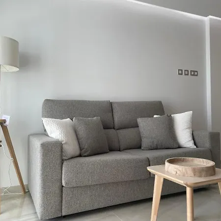 Bamboo Chic Apartment *